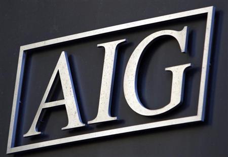 AIG CEO apologizes for comments equating bonus criticism and lynching
