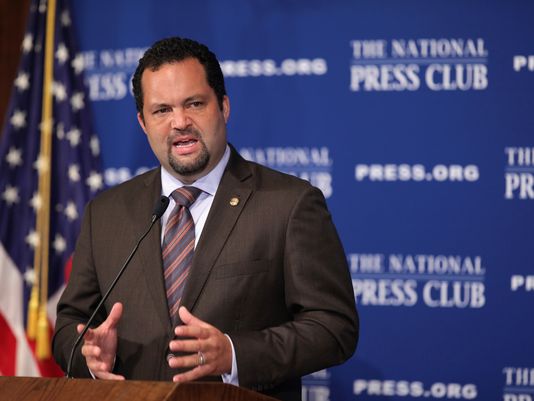 NAACP chief Ben Jealous to resign