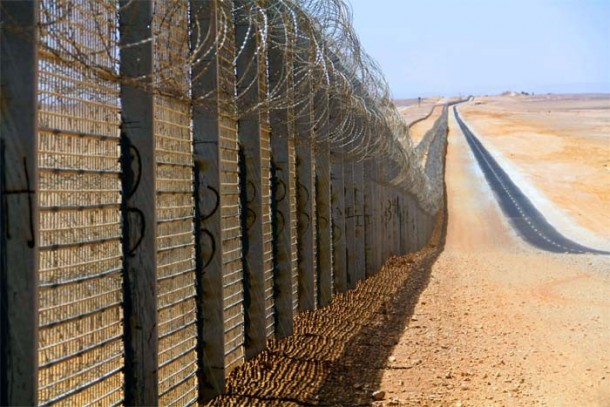 Kenya Completes Border Fence with Somalia