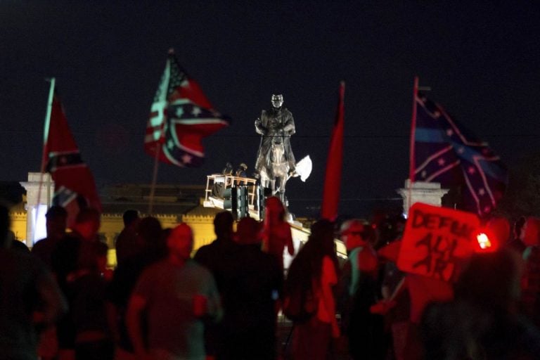 New Orleans Removes Statue of Confederate General P.G.T. Beauregard