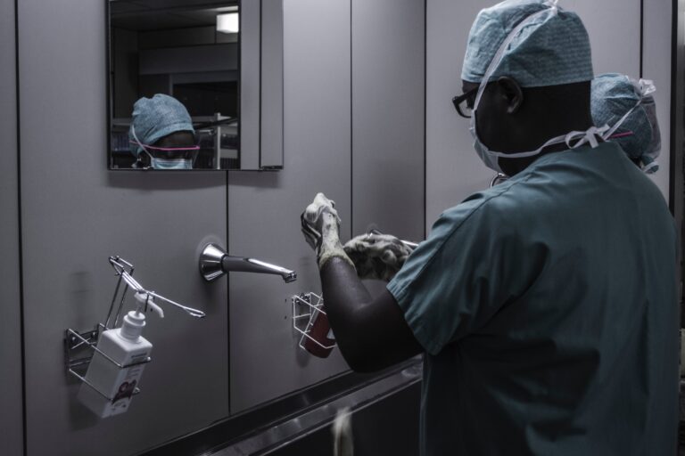 California Hospitals Delay Surgeries Amid Virus Surge