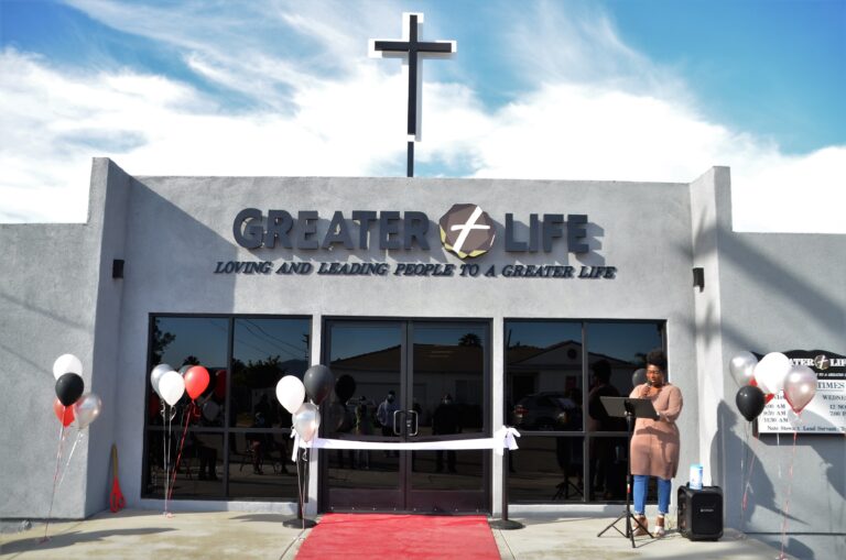 Miracle On Derby – Greater Life Church Open House Ribbon Cutting