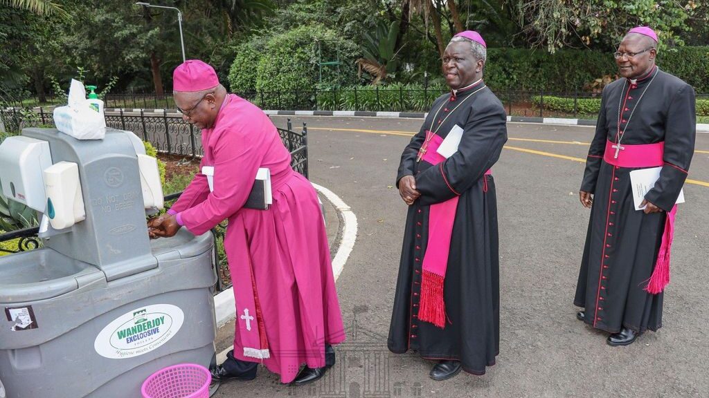 Religious leaders from Kenya opposed the proposed religious rules of 2015. (Courtesy of State House-Kenya)