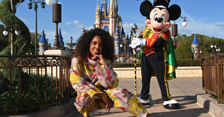 Destiny’s Child Kelly Rowland Kicks off Disney’s Dreamers Academy