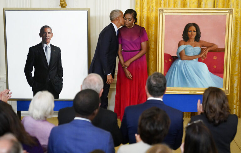 Obamas return to White House: Official portraits unveiled