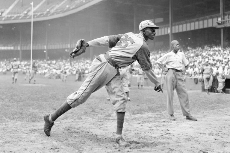 Major Leaguers Praise Inclusion of Negro Leagues Statistics Into Major League Records