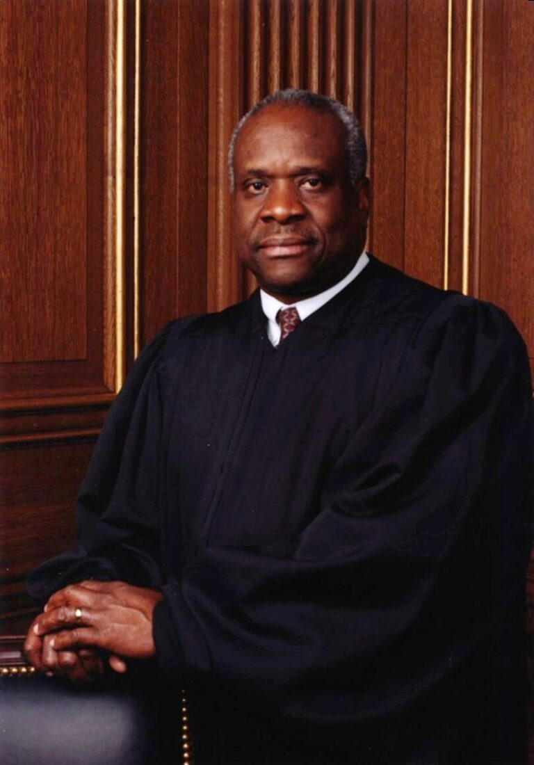 Senators Demand Special Counsel to Investigate Justice Clarence Thomas Over Undisclosed Gifts and Financial Omissions