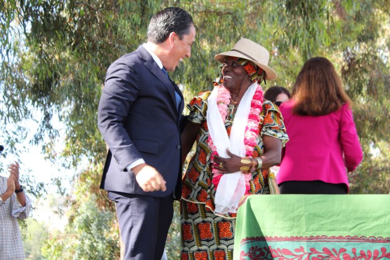 WorldBeat Cultural Center’s Signing Ceremony