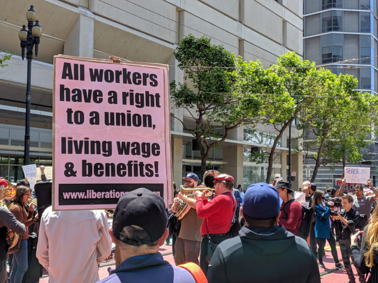 On Your November Ballot: The Pros and Cons of Increasing California’s Minimum Wage