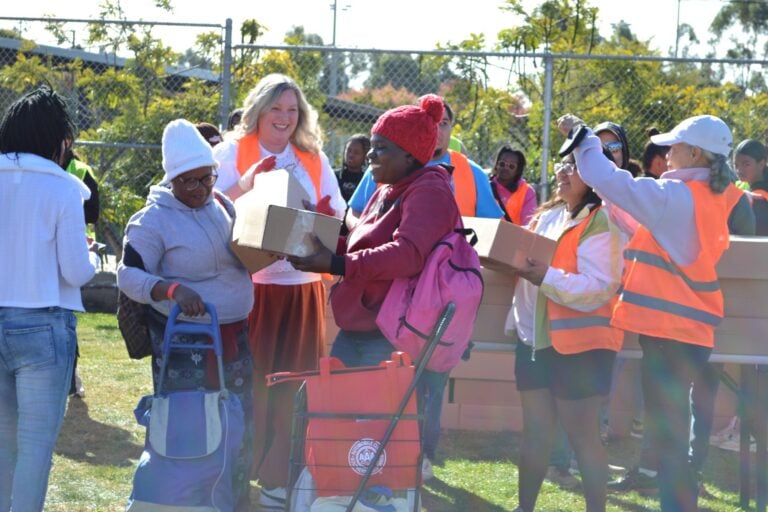 79th Assembly District Hosts 10th Annual Turkey Giveaway