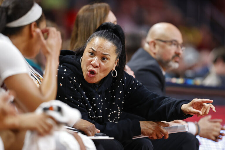 Study: Most Women’s NCAA Teams are Still Coached by Men