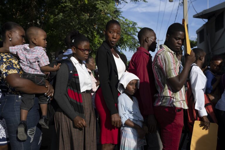 Vigilantes in Haiti Strike back at Gangsters with Brutal Street Justice