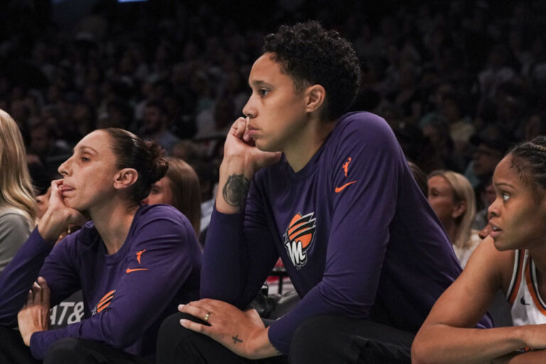 Brittney Griner Misses 2nd Straight Game for Mercury with Hip Injury