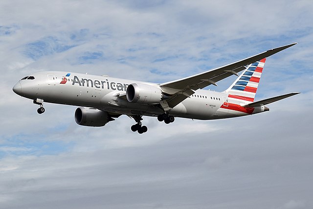 American Airlines plane