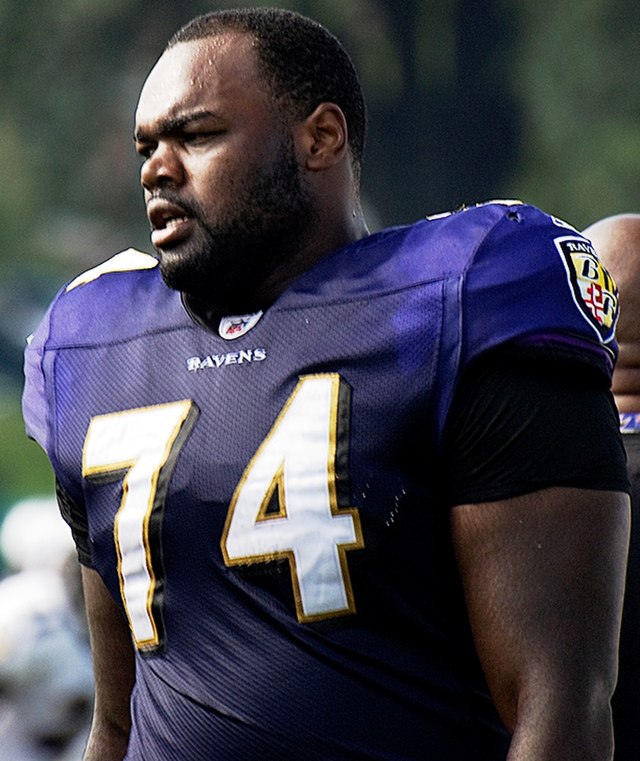 Blind-Sided Icon: NFL Star Michael Oher’s Explosive Claim Reveals Twists in ‘The Blind Side’ Movie Tale