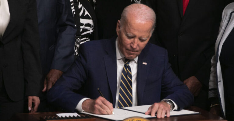 Biden Announces Preliminary Agreement on CHIPS and Science Act