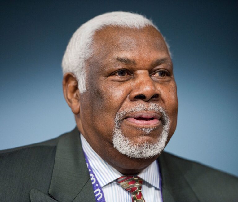 Bertie Bowman, Longest-Serving African-American Congressional Staffer, Dies at 92
