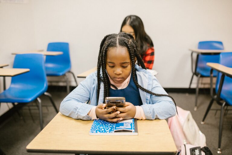 Research on Teen Social Media Use has a Racial Bias – Studies of White Kids are Widely Taken to be Universal